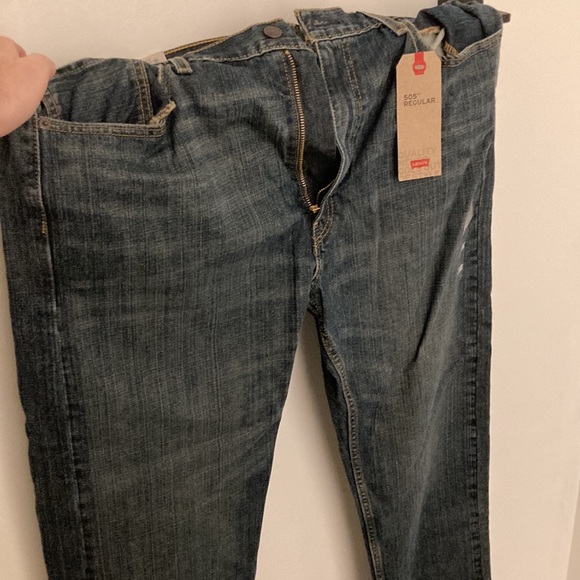 Levi jeans new with tags - Picture 2 of 7